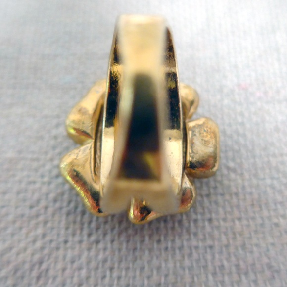 Banana Republic Women Size 6 Enamel Flower Cocktail Ring - Picture 7 of 9